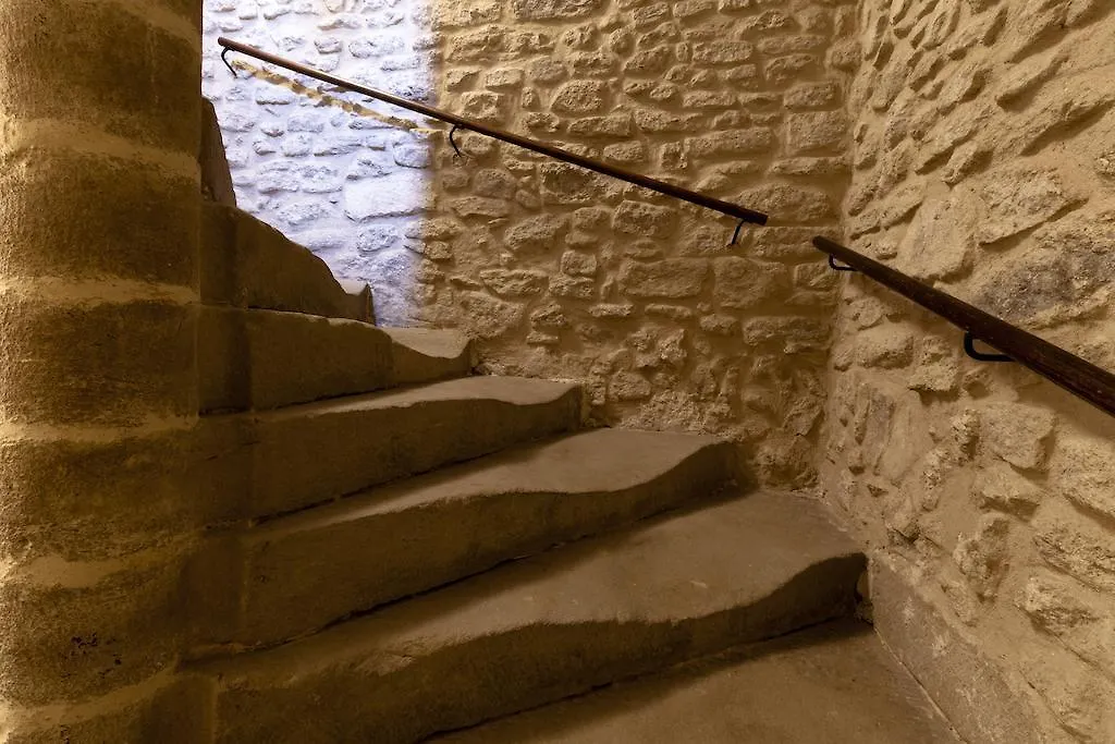 Chateau La Roque Provence Bed & Breakfast