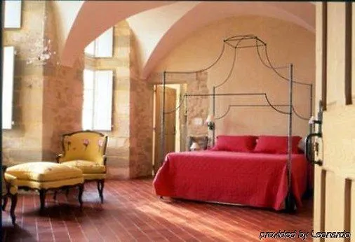 Chateau La Roque Provence Bed & Breakfast 2*, La Roque-sur-Pernes