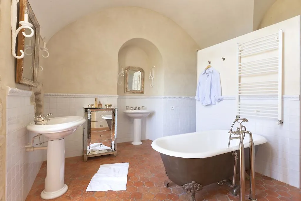 Chateau La Roque Provence Bed & Breakfast