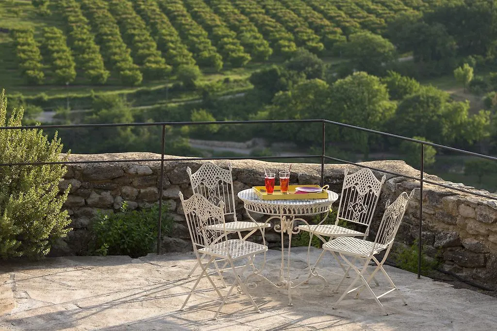 Chateau La Roque Provence Bed & Breakfast 2*, La Roque-sur-Pernes Fransa